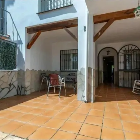 Apartment Zona Playa De Burriana Nerja
